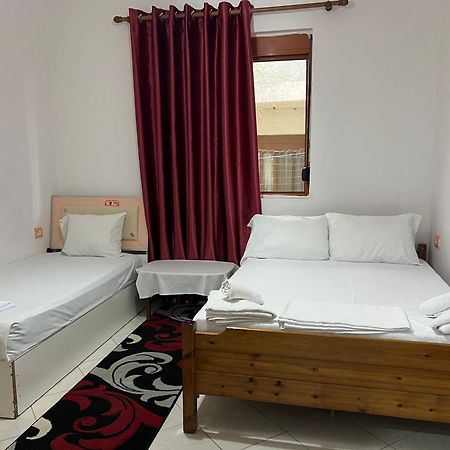 Ersi Apartment Durrës Eksteriør bilde