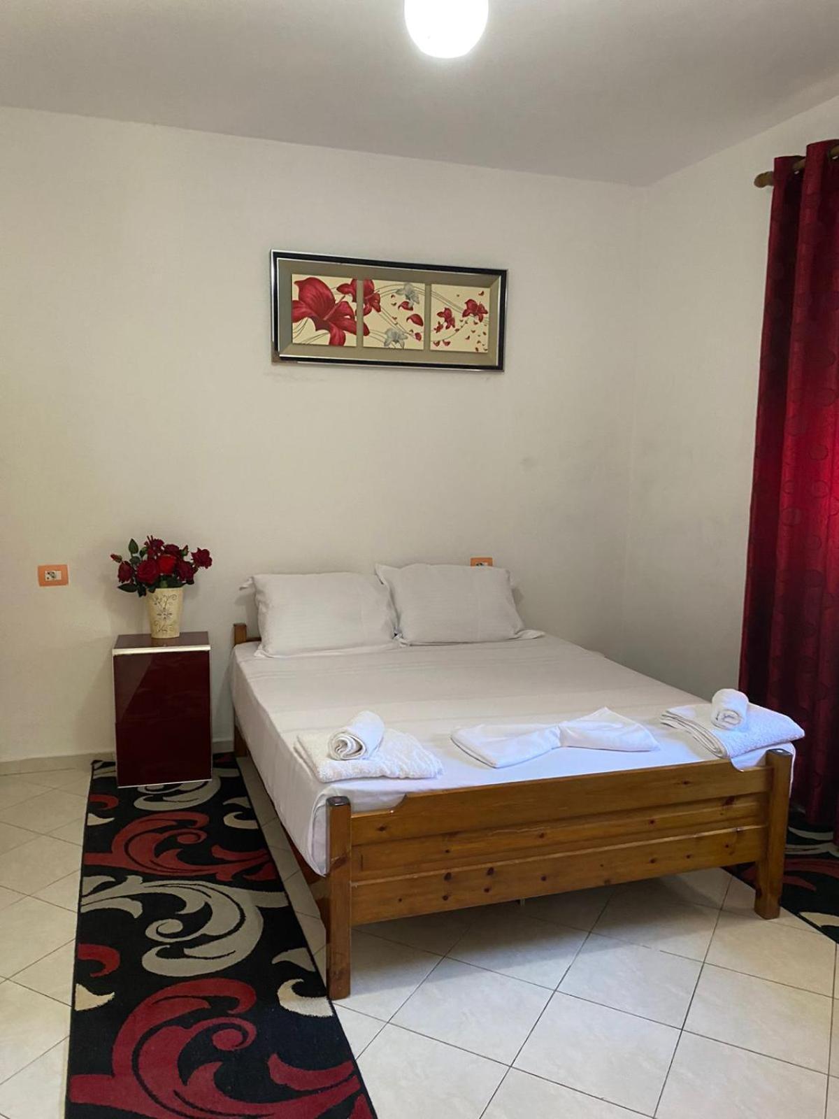 Ersi Apartment Durrës Eksteriør bilde